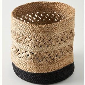 ✨ Anthropologie Mariella Woven Jute Basket